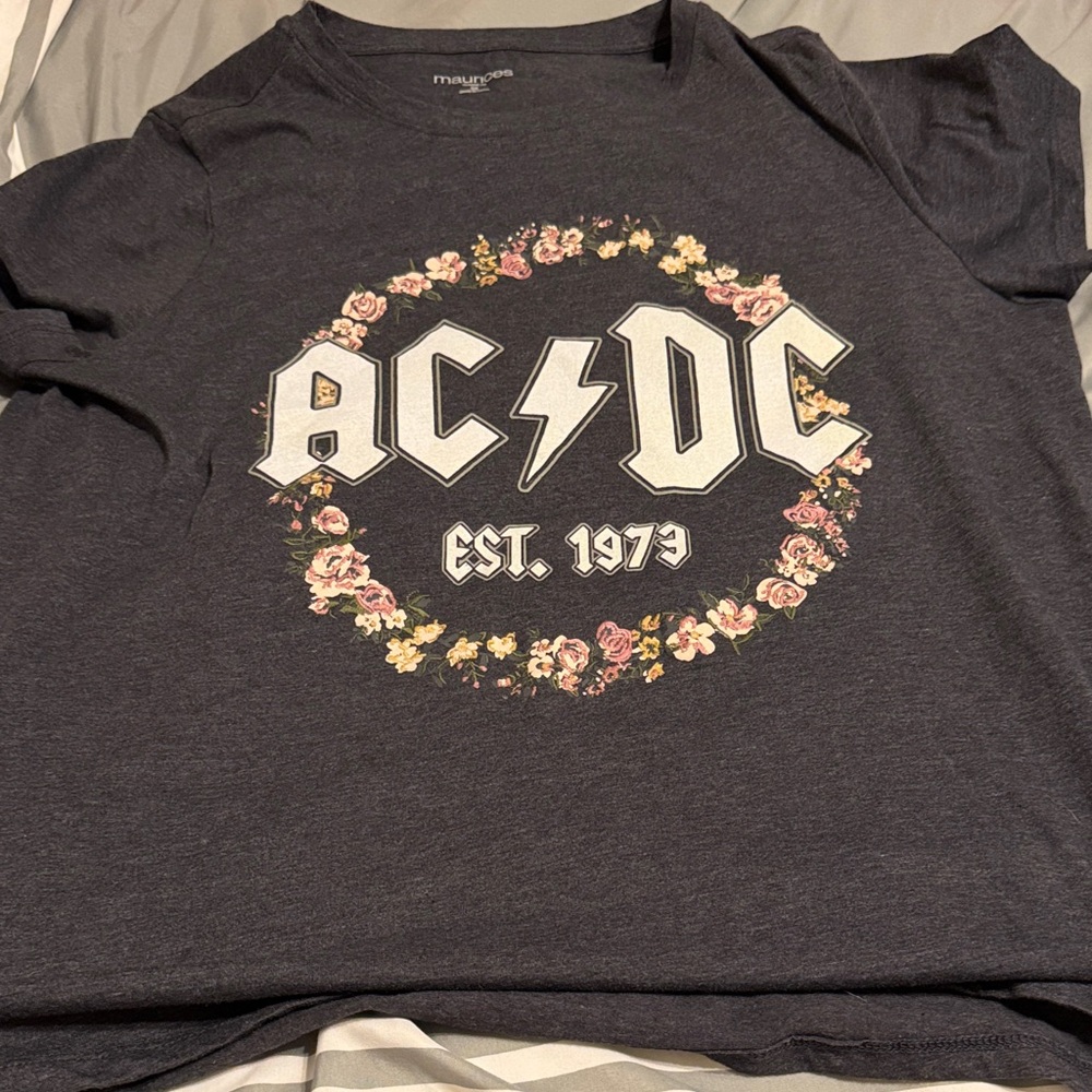 AC/DC size OX Charcoal Tee with Floral Wreath Logo